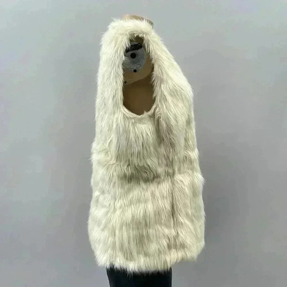 Faux Fur Vest Size M Oversized Cream Shaggy Glam Boho Streetwear Winter Cabin - Picture 4 of 9